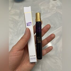Mugler Alien Perfume